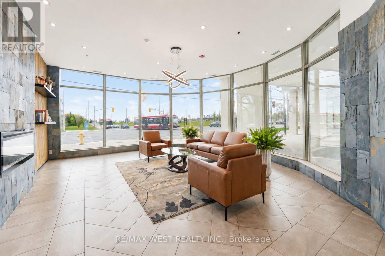 208 - 1030 Sheppard Avenue W, Toronto, Ontario  M3H 6C1 - Photo 2 - C13144680