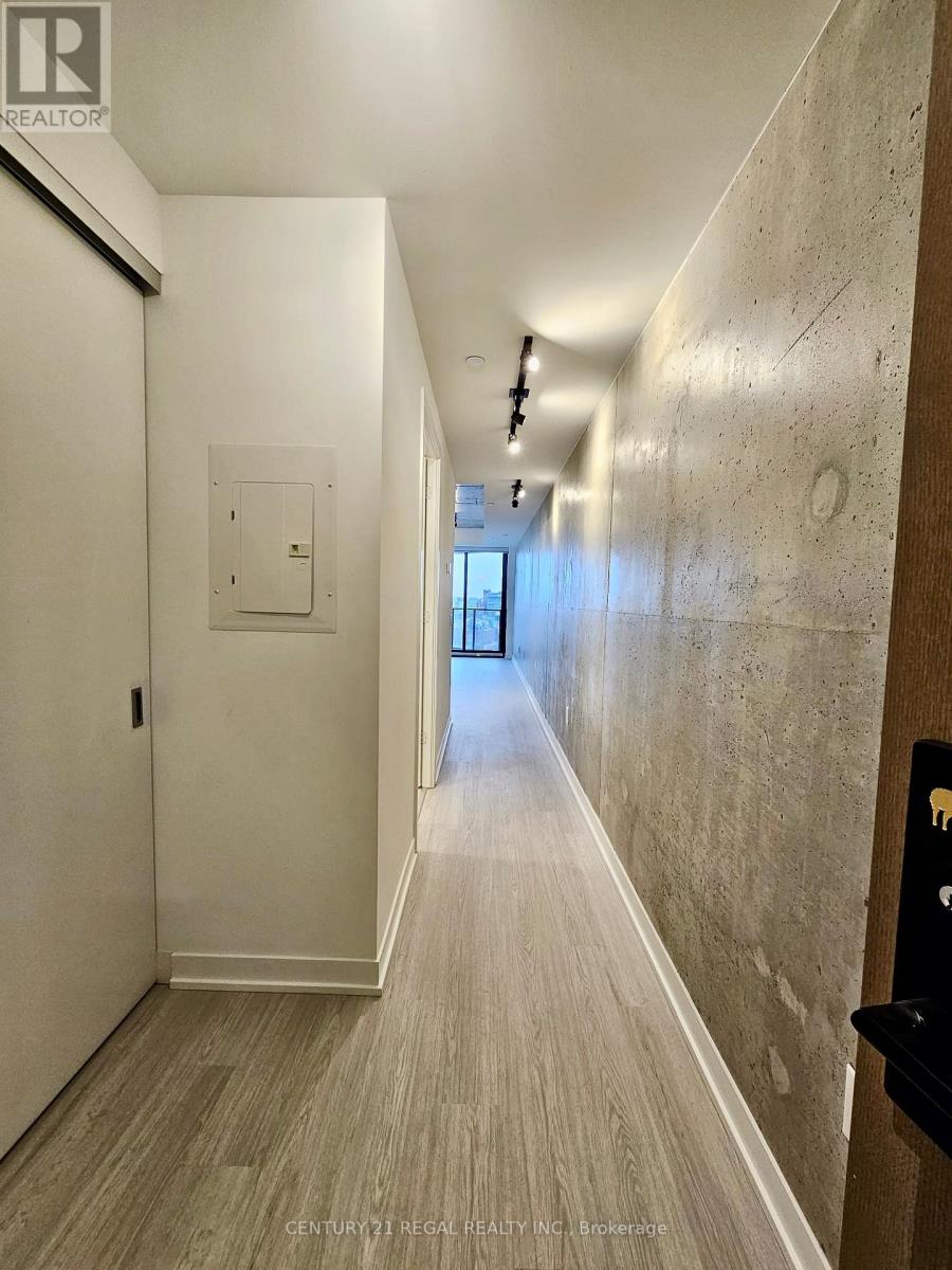 1412 - 195 Mccaul Street, Toronto, Ontario  M5T 1W6 - Photo 4 - C13144792