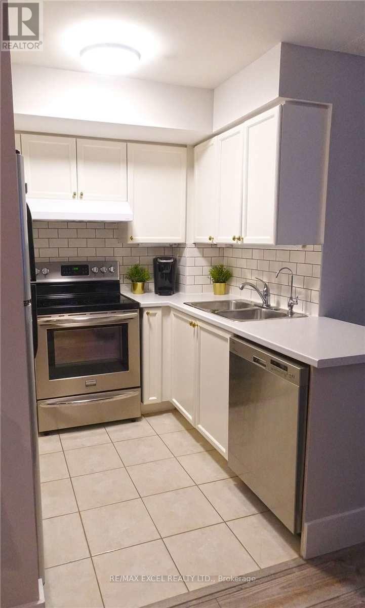 1313 - 1 Rean Drive, Toronto, Ontario  M2K 3C1 - Photo 7 - C13144840