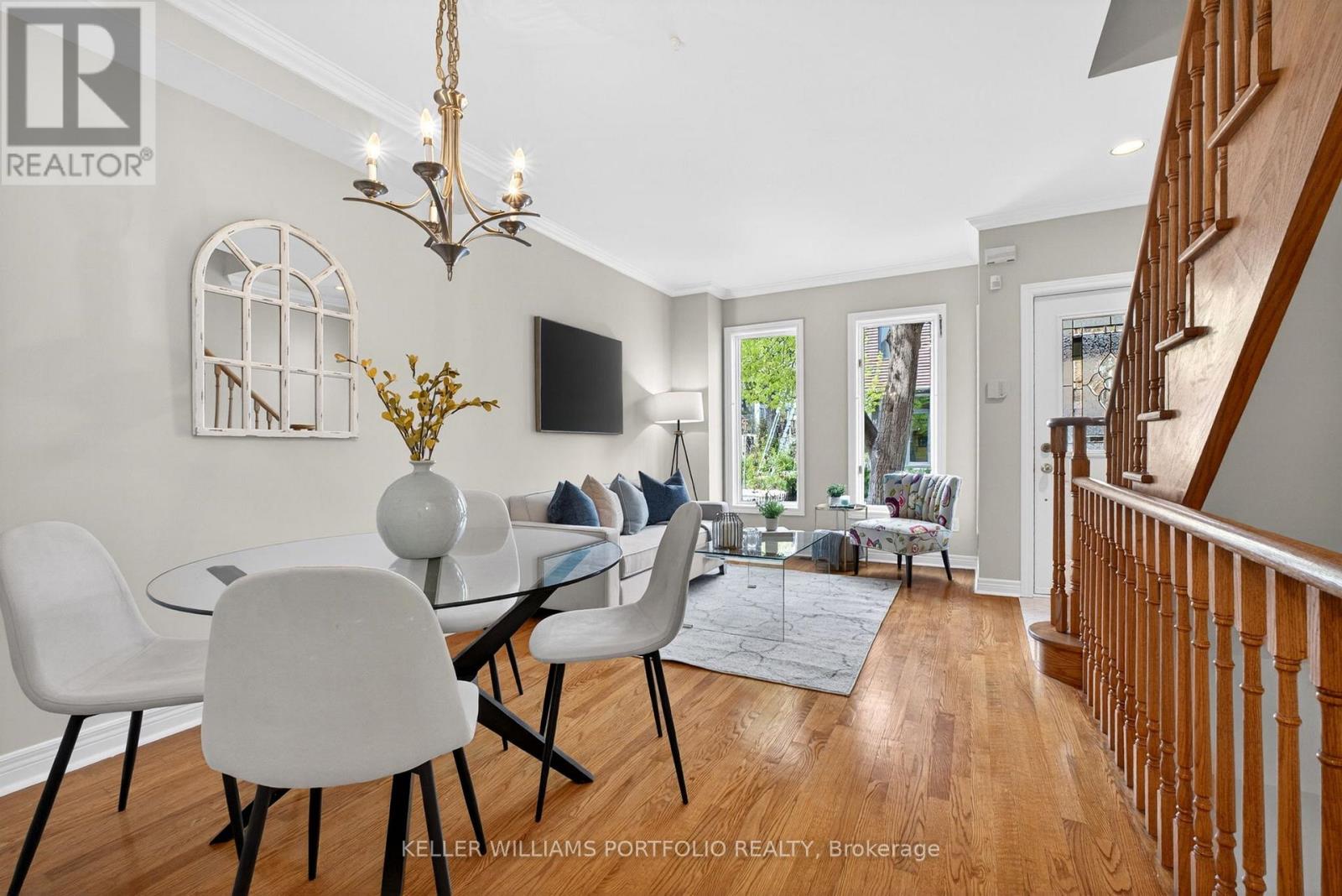 81b Ulster Street, Toronto, Ontario  M5S 1E9 - Photo 10 - C13144856