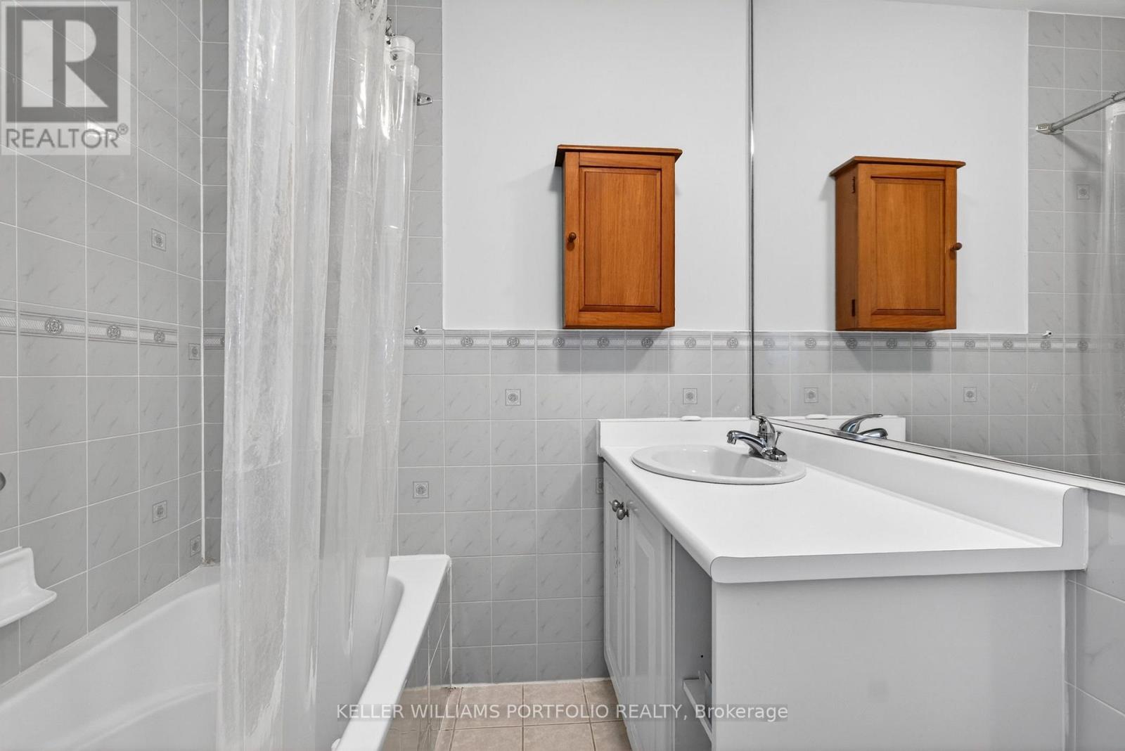 81b Ulster Street, Toronto, Ontario  M5S 1E9 - Photo 41 - C13144856