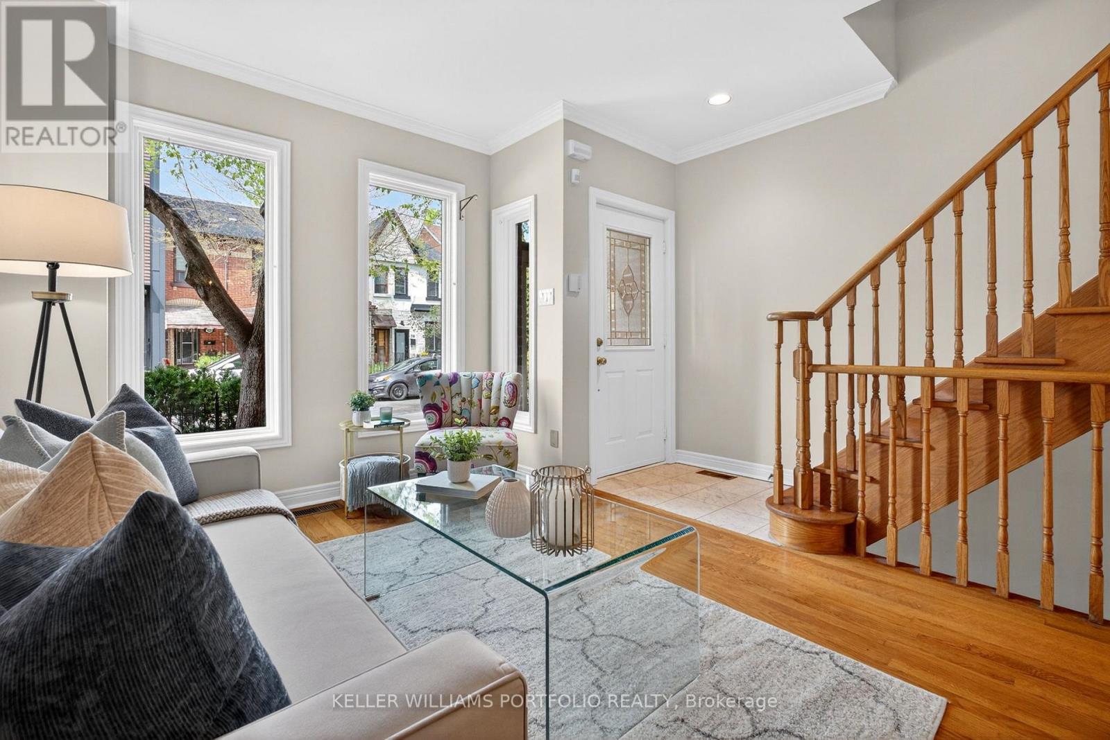 81b Ulster Street, Toronto, Ontario  M5S 1E9 - Photo 6 - C13144856