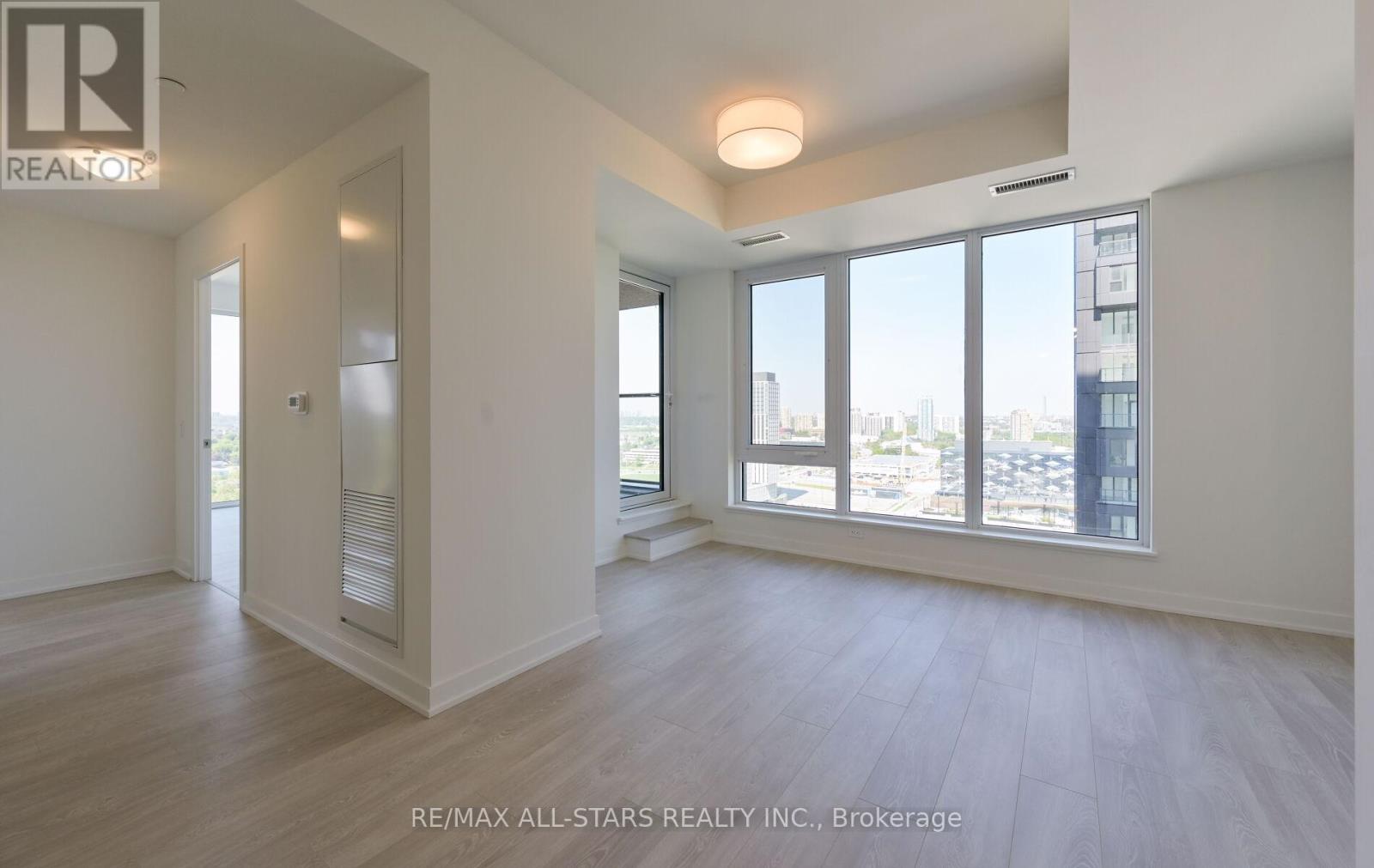 2309 - 1 Quarrington Lane, Toronto, Ontario  M3C 0S4 - Photo 11 - C13144864