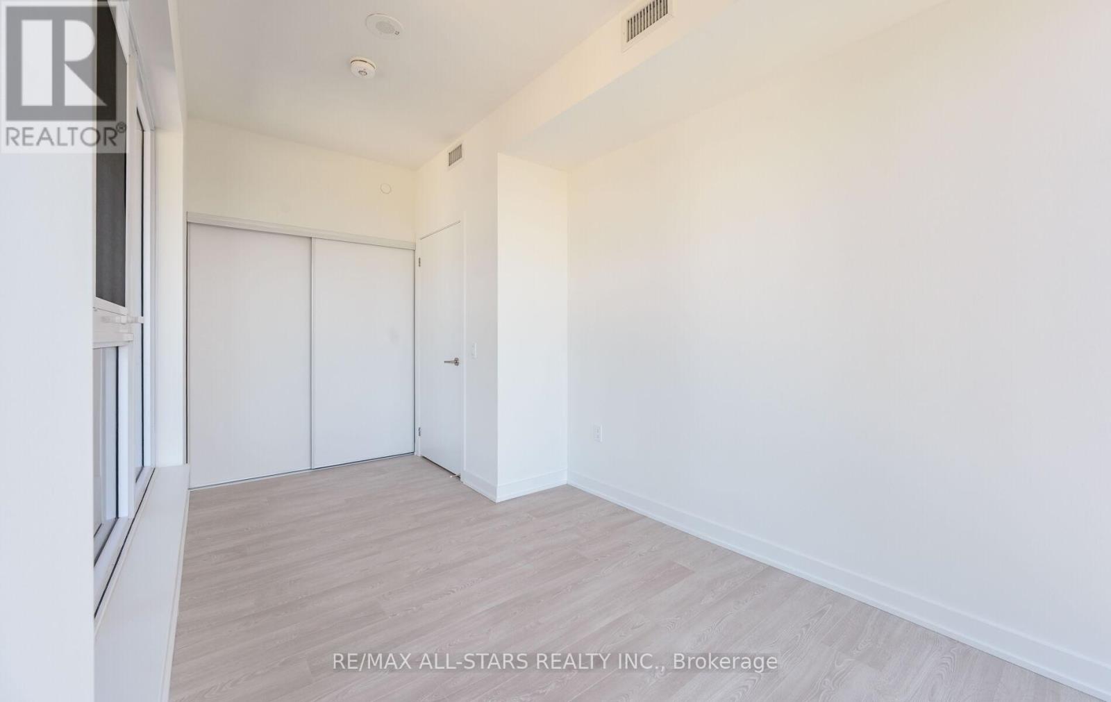2309 - 1 Quarrington Lane, Toronto, Ontario  M3C 0S4 - Photo 35 - C13144864