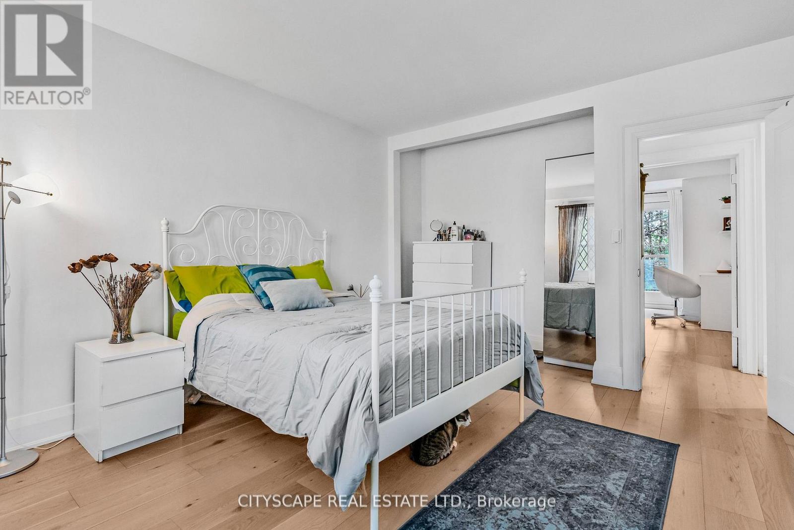 555 Castlefield Avenue, Toronto, Ontario  M5N 1L7 - Photo 19 - C13144894