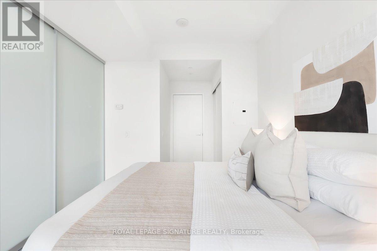 3011 - 75 Queens Wharf Road, Toronto, Ontario  M5V 0J8 - Photo 16 - C13144898
