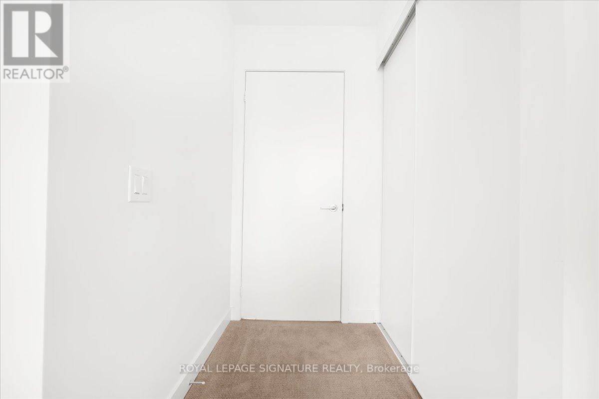 3011 - 75 Queens Wharf Road, Toronto, Ontario  M5V 0J8 - Photo 18 - C13144898