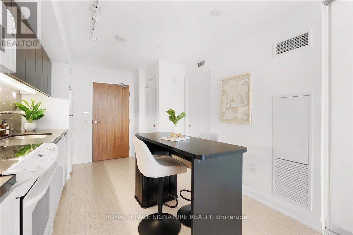3011 - 75 Queens Wharf Road, Toronto, Ontario  M5V 0J8 - Photo 7 - C13144898