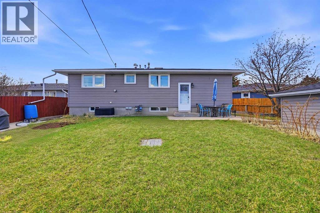 1012 Riddell Place SE, Calgary, Alberta  T2A 1Y5 - Photo 34 - A2306511