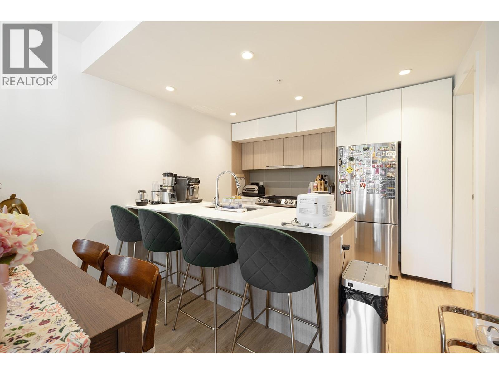 208 9888 University Crescent, Burnaby, British Columbia  V5A 0G4 - Photo 5 - R3124276