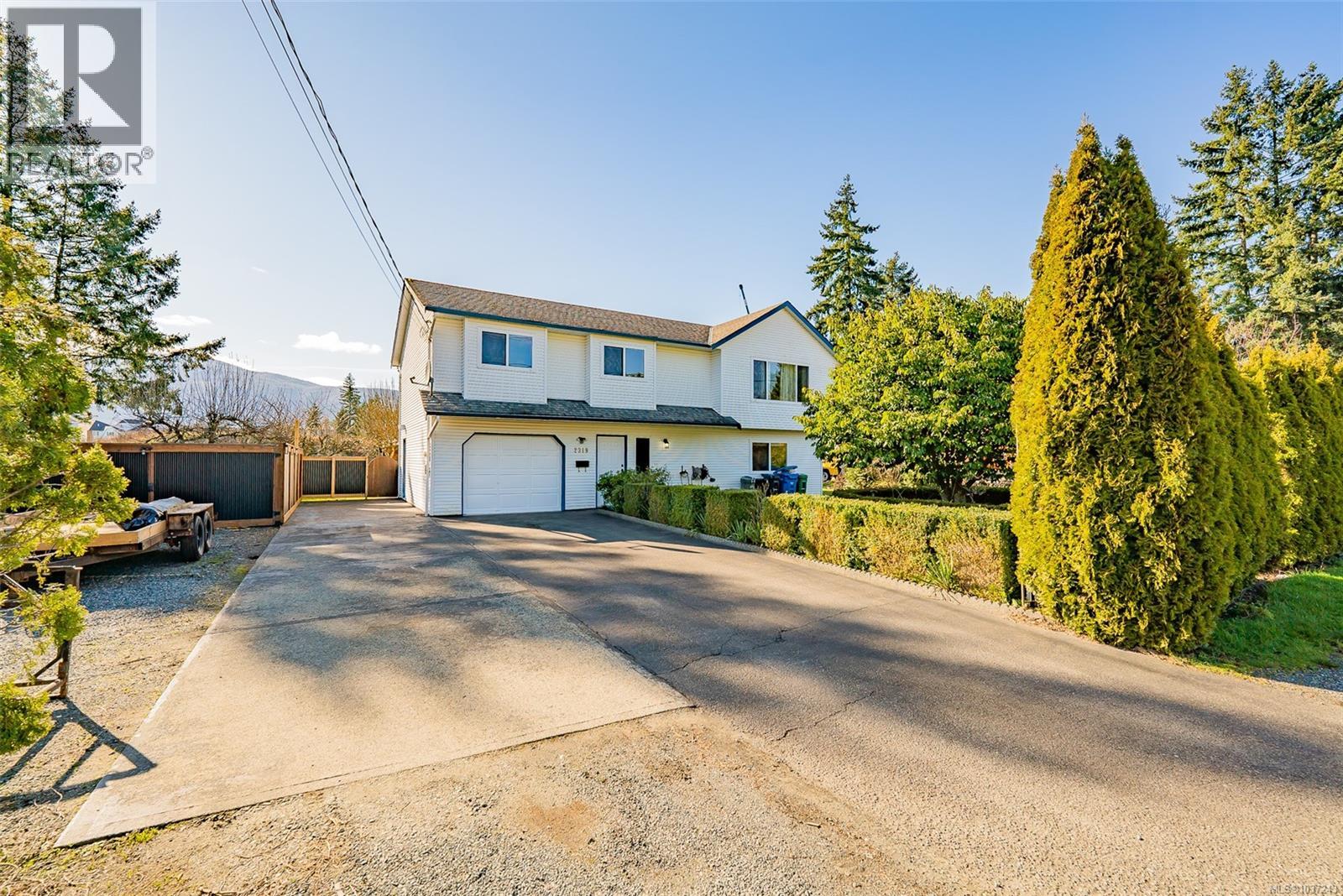 2319 Rosstown Rd, Nanaimo, British Columbia  V9T 3R4 - Photo 2 - 1037243