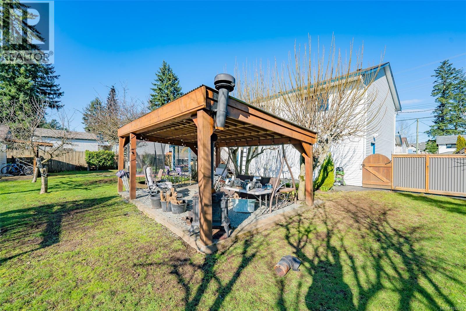 2319 Rosstown Rd, Nanaimo, British Columbia  V9T 3R4 - Photo 43 - 1037243