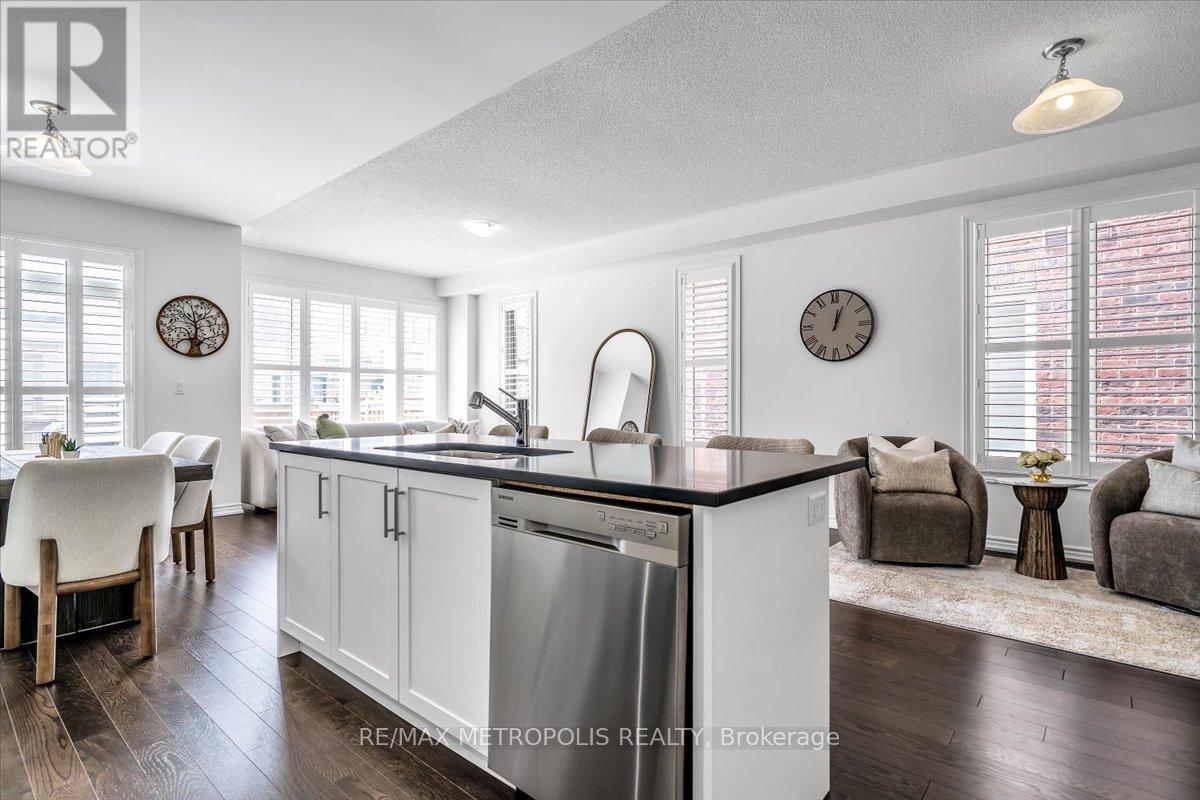 120 Laing Drive, Whitby, Ontario  L1P 0N5 - Photo 24 - E13144592