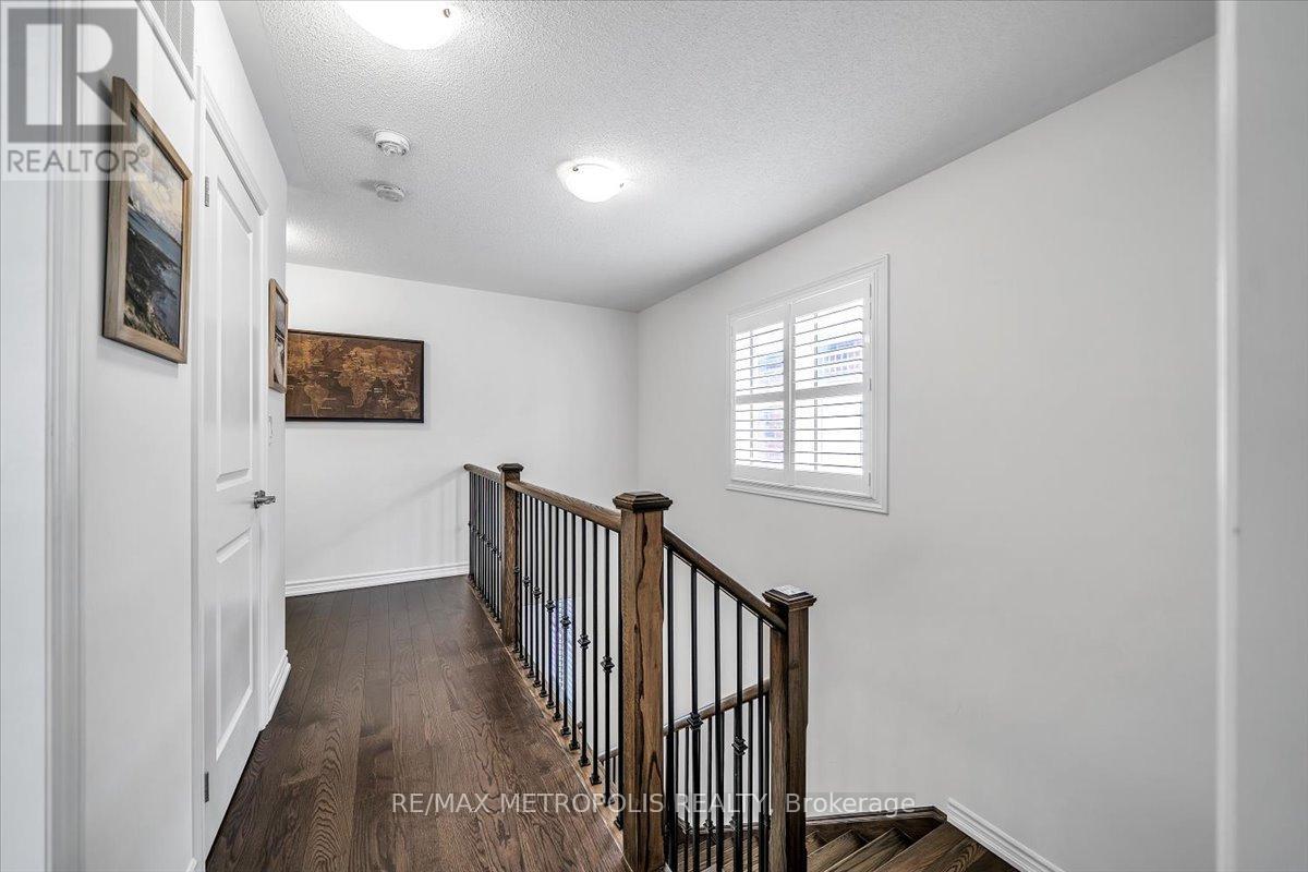 120 Laing Drive, Whitby, Ontario  L1P 0N5 - Photo 25 - E13144592