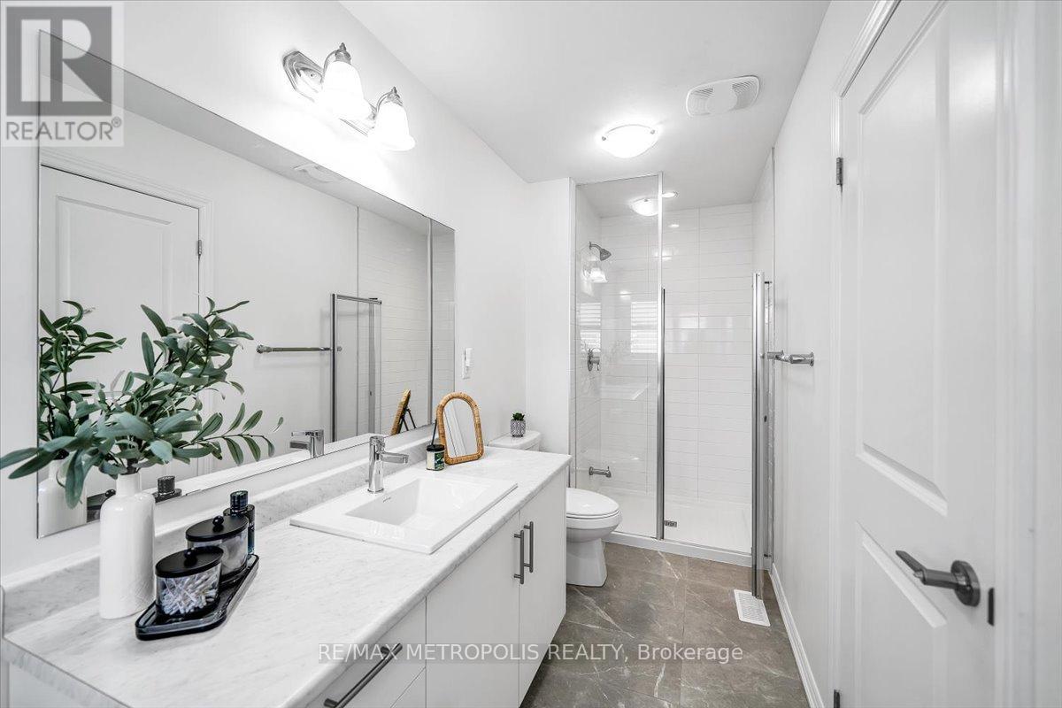 120 Laing Drive, Whitby, Ontario  L1P 0N5 - Photo 30 - E13144592