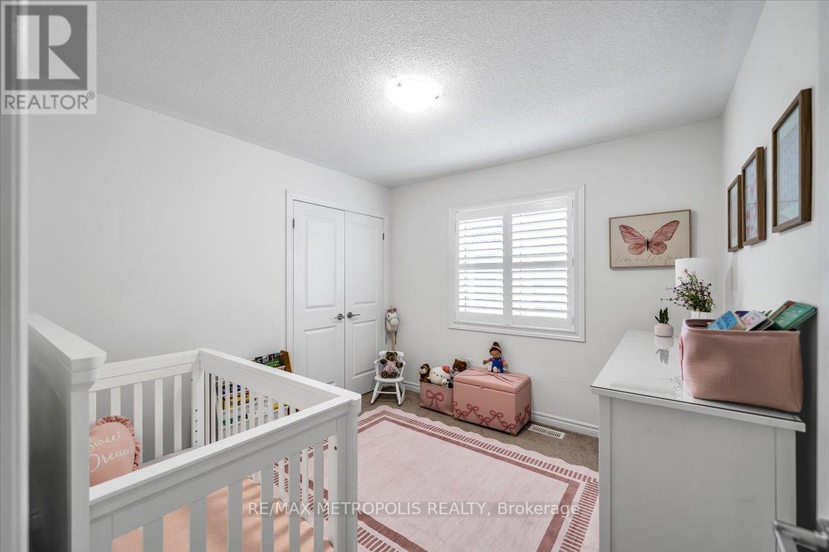 120 Laing Drive, Whitby, Ontario  L1P 0N5 - Photo 32 - E13144592