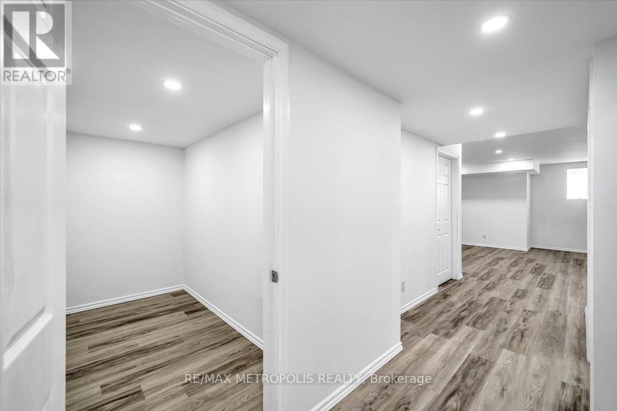120 Laing Drive, Whitby, Ontario  L1P 0N5 - Photo 38 - E13144592