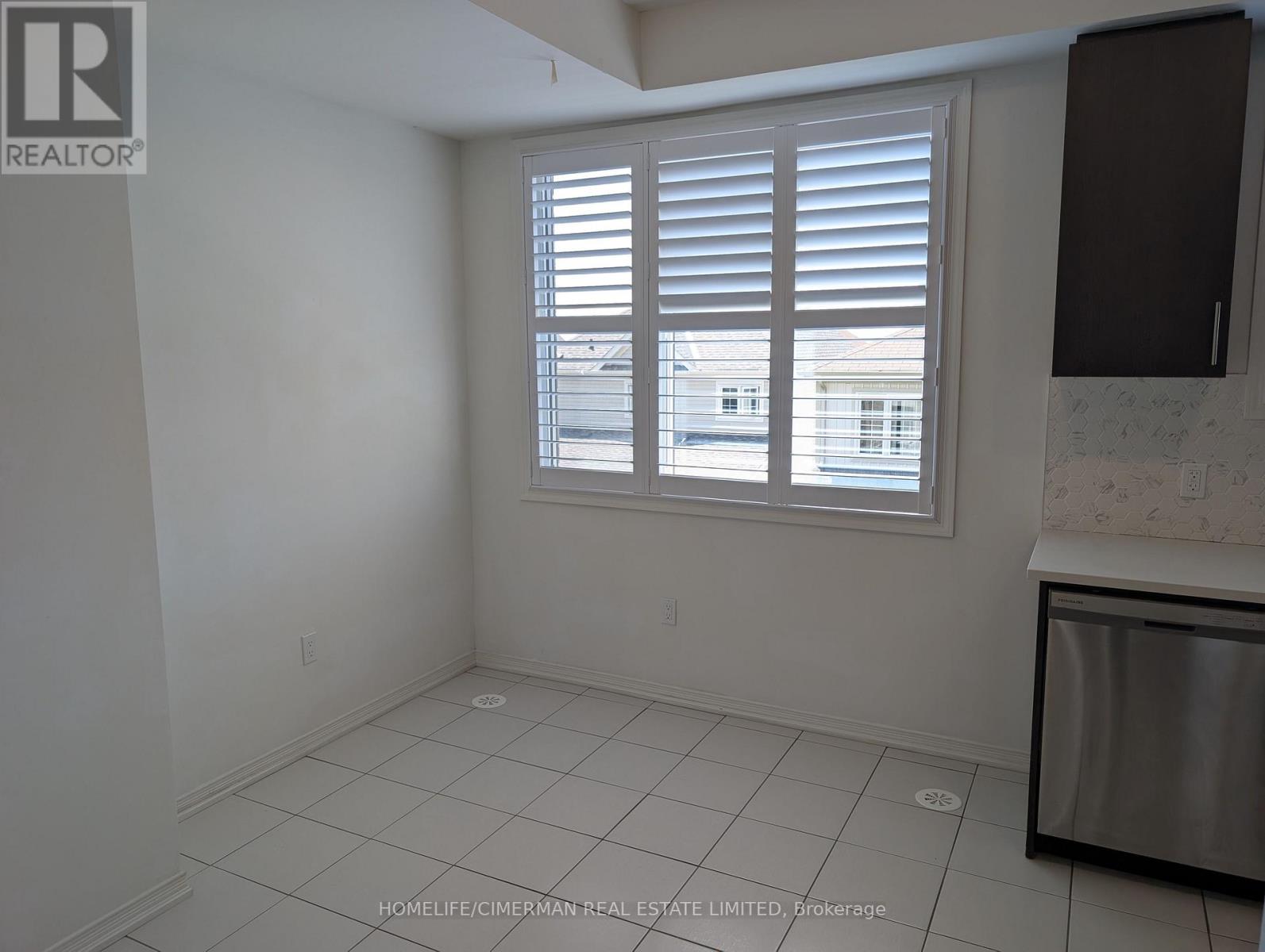 1410 Coral Springs Path, Oshawa, Ontario  L1K 3G1 - Photo 4 - E13144668