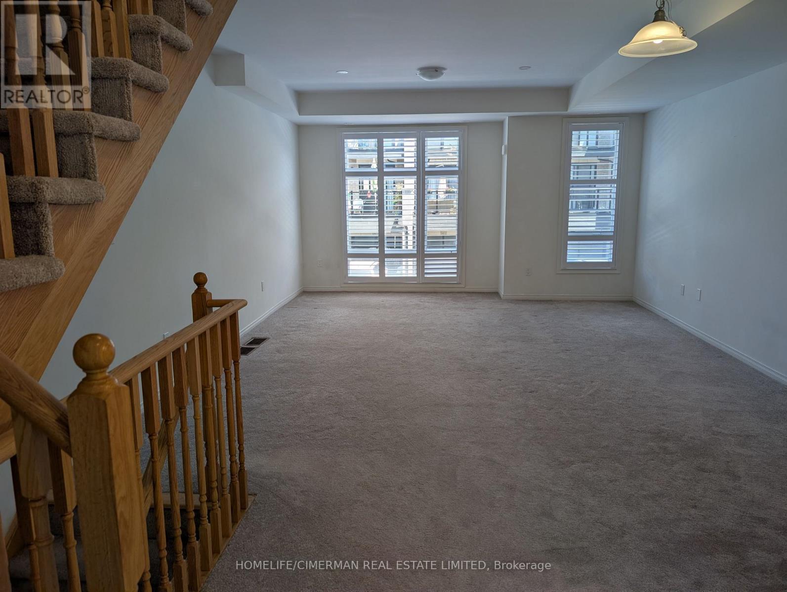 1410 Coral Springs Path, Oshawa, Ontario  L1K 3G1 - Photo 5 - E13144668