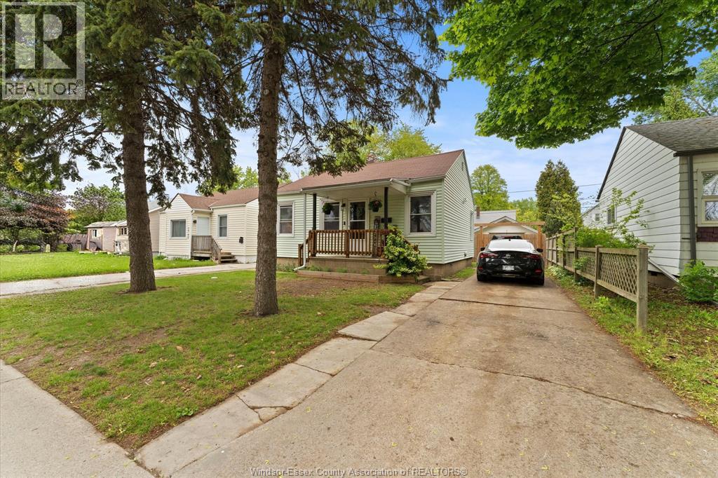 1588 Central Avenue, Windsor, Ontario N8Y 3V8 - Photo 3 - 26011474