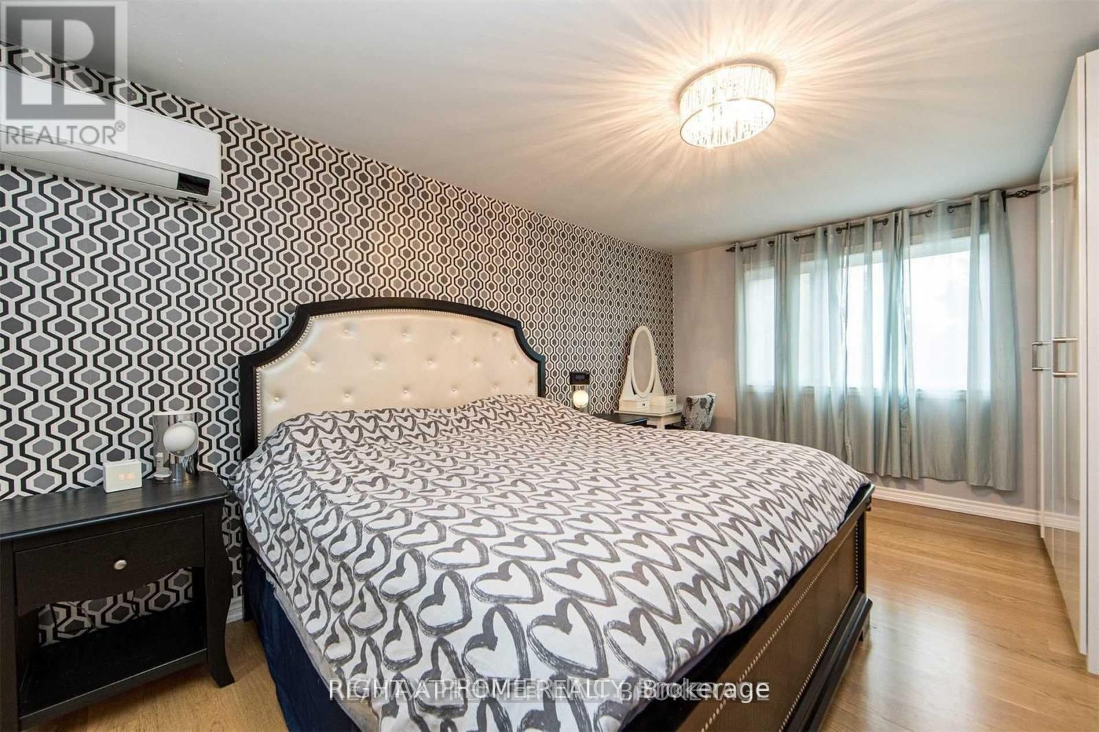Main - 376 Kelly Crescent, Newmarket, Ontario  L3Y 7K2 - Photo 12 - N13144596