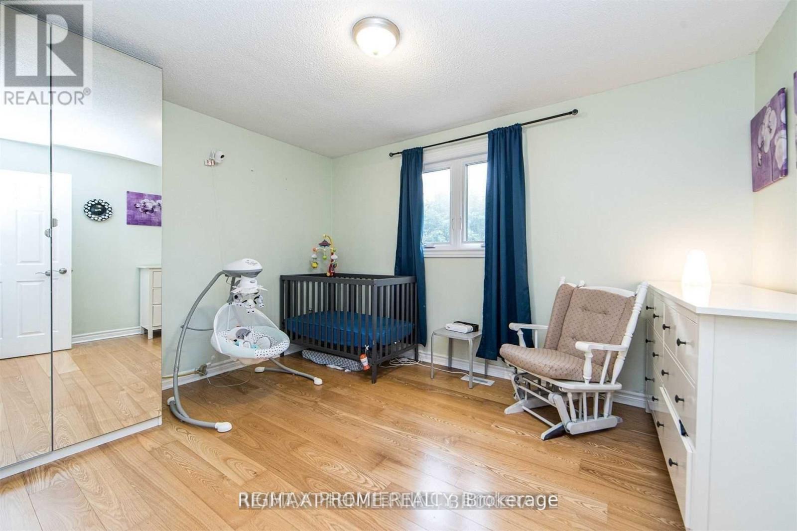 Main - 376 Kelly Crescent, Newmarket, Ontario  L3Y 7K2 - Photo 15 - N13144596