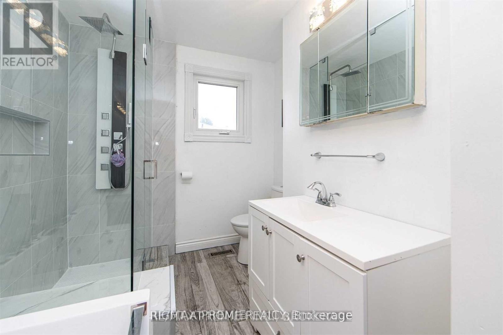 Main - 376 Kelly Crescent, Newmarket, Ontario  L3Y 7K2 - Photo 16 - N13144596