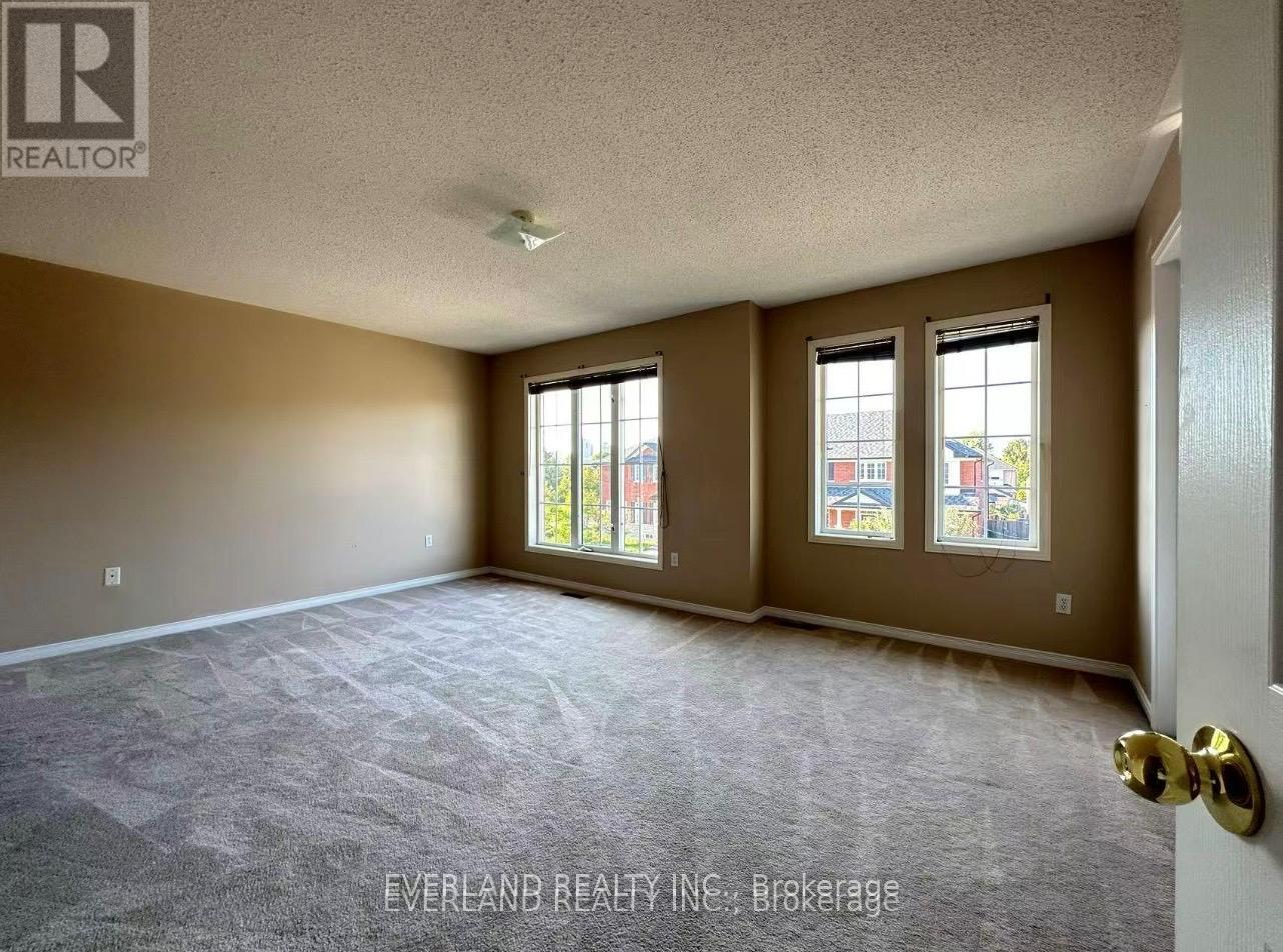 7 Bassett Avenue, Richmond Hill, Ontario  L4B 4M8 - Photo 6 - N13144648