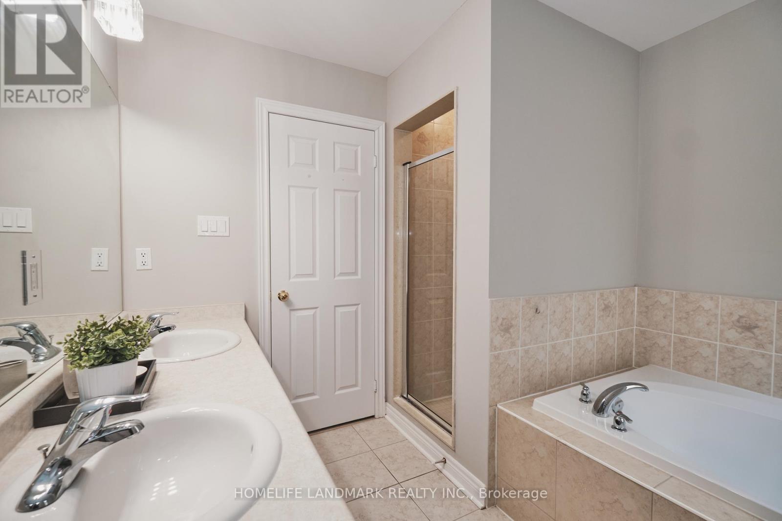 50 Carrier Crescent, Vaughan (Patterson), Ontario  L6A 0T8 - Photo 22 - N13144710