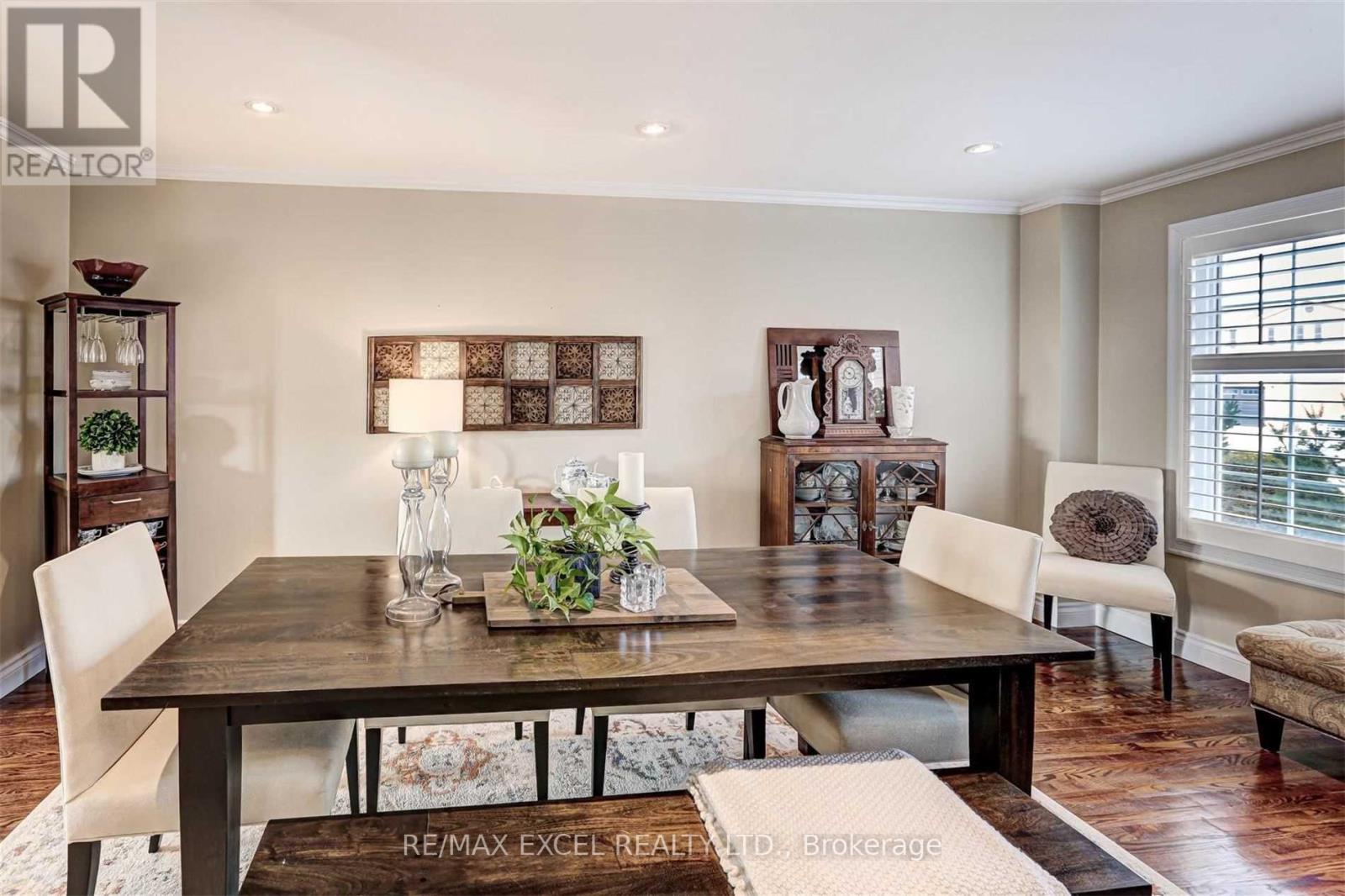 Upper - 59 Pentland Crescent, Vaughan, Ontario  L6A 1T5 - Photo 9 - N13144834