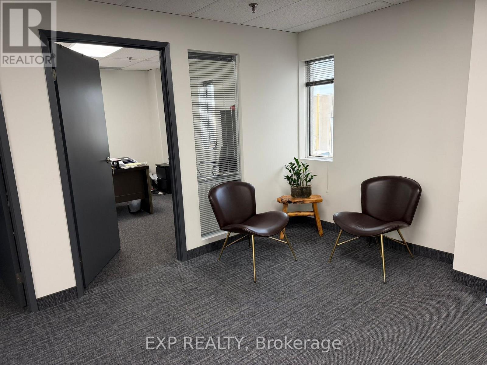 101 Office G - 60 Granton Drive, Richmond Hill, Ontario  L4B 2N6 - Photo 2 - N13144868