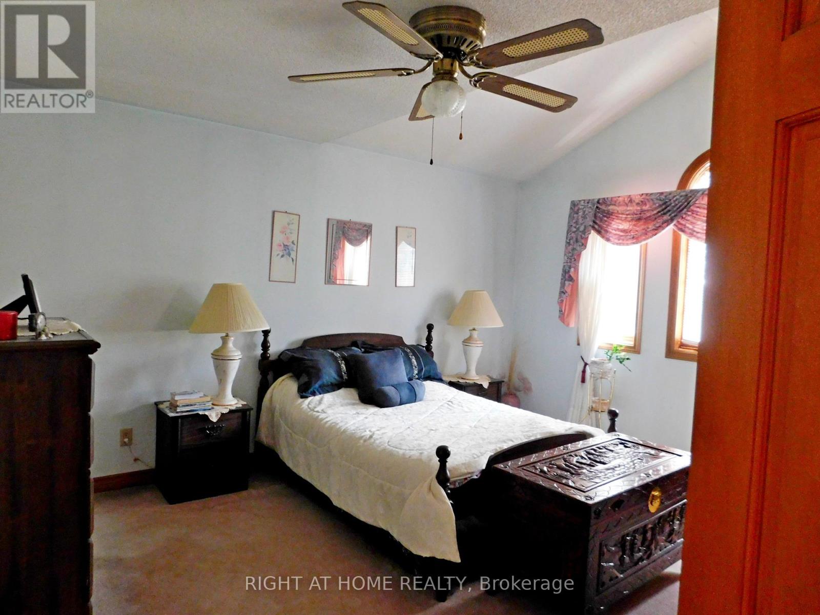 4916 Thirty Road N, Lincoln, Ontario  L3J 1W2 - Photo 27 - X12268888