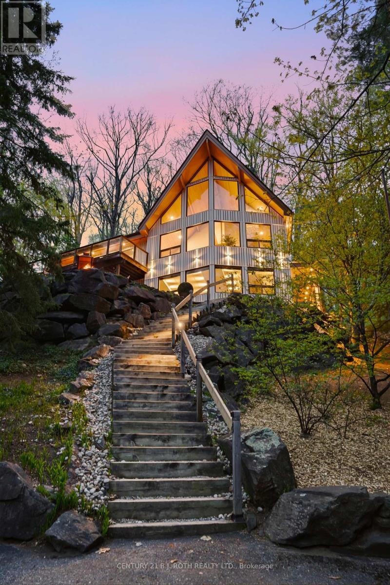 10 Pine Hill, Oro-Medonte, Ontario  L4M 4Y8 - Photo 2 - S13144696