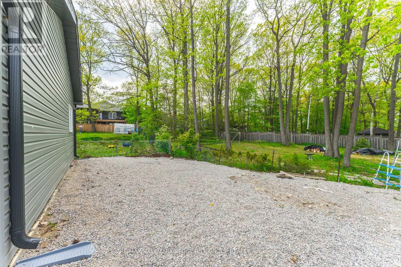 Garden Suite - 176 Cundles Road W, Barrie, Ontario  L4N 5N2 - Photo 8 - S13144876