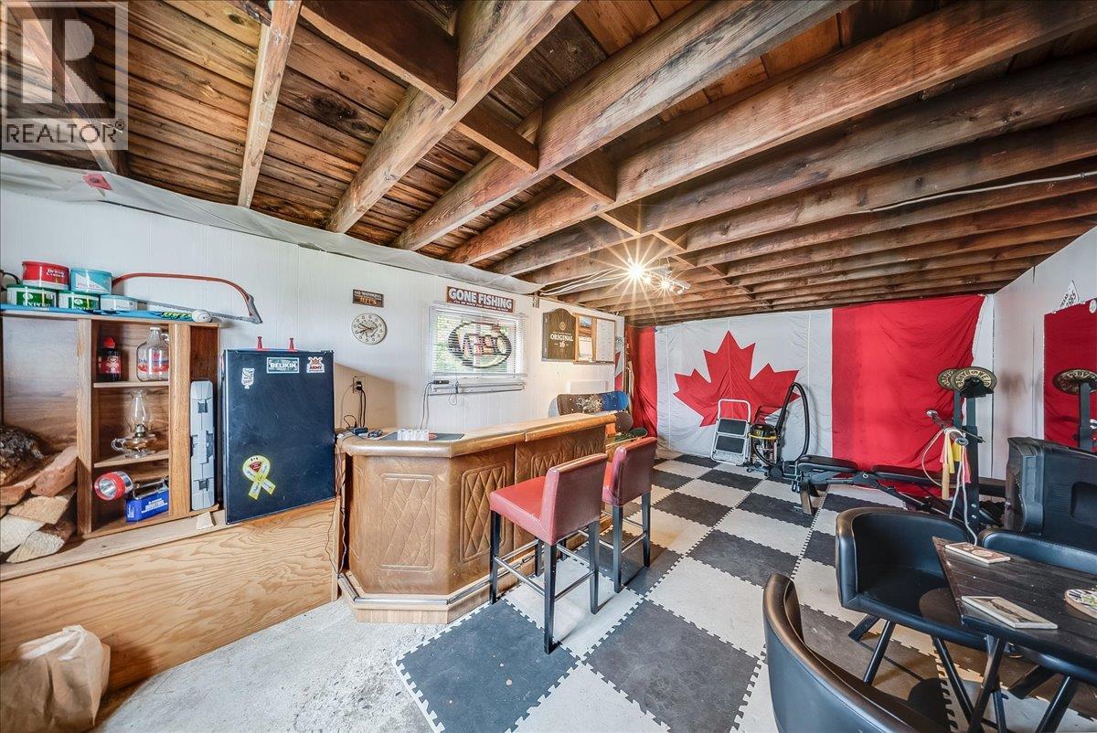 490 Austad Lane, Trail, British Columbia  V1R 3K6 - Photo 34 - 10387521