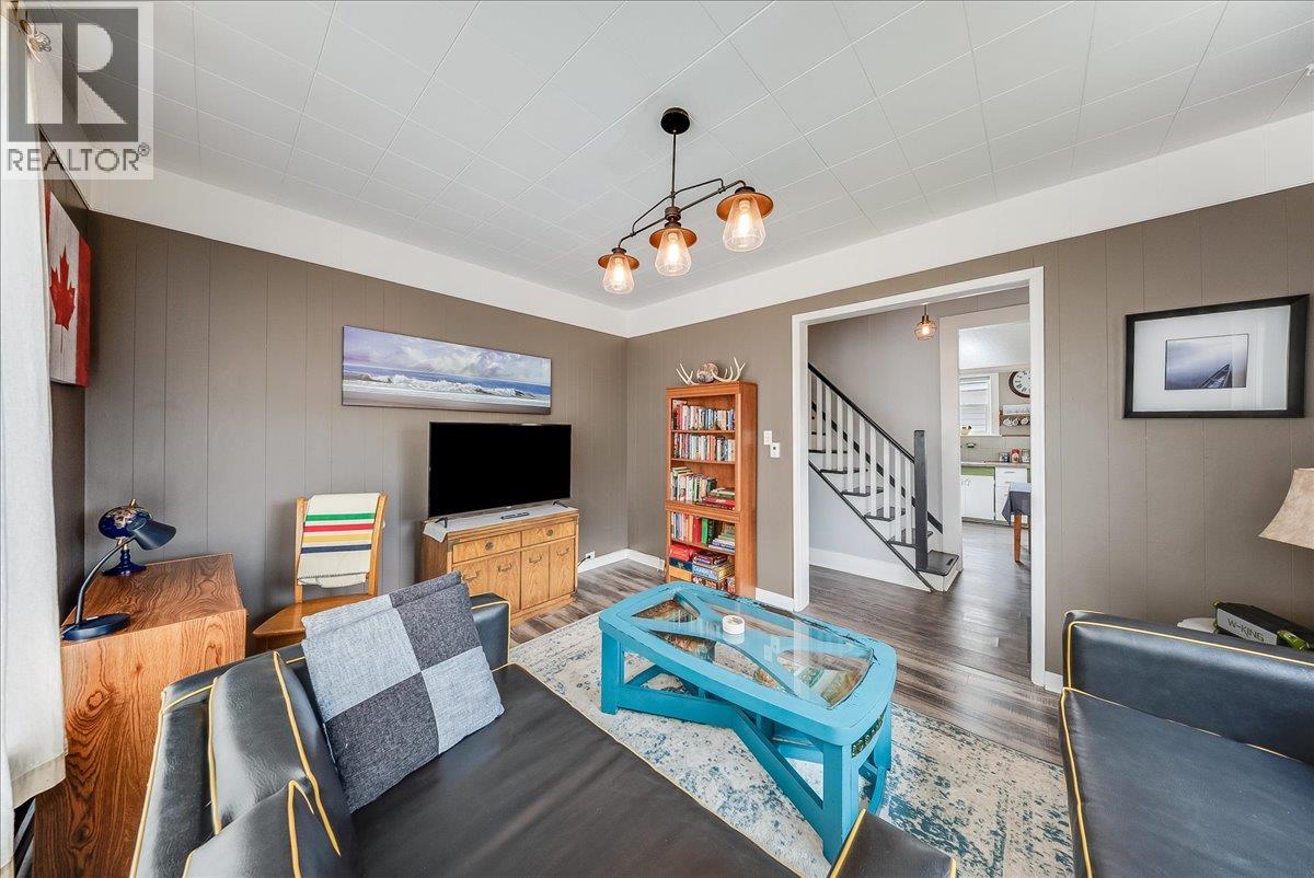 490 Austad Lane, Trail, British Columbia  V1R 3K6 - Photo 42 - 10387521