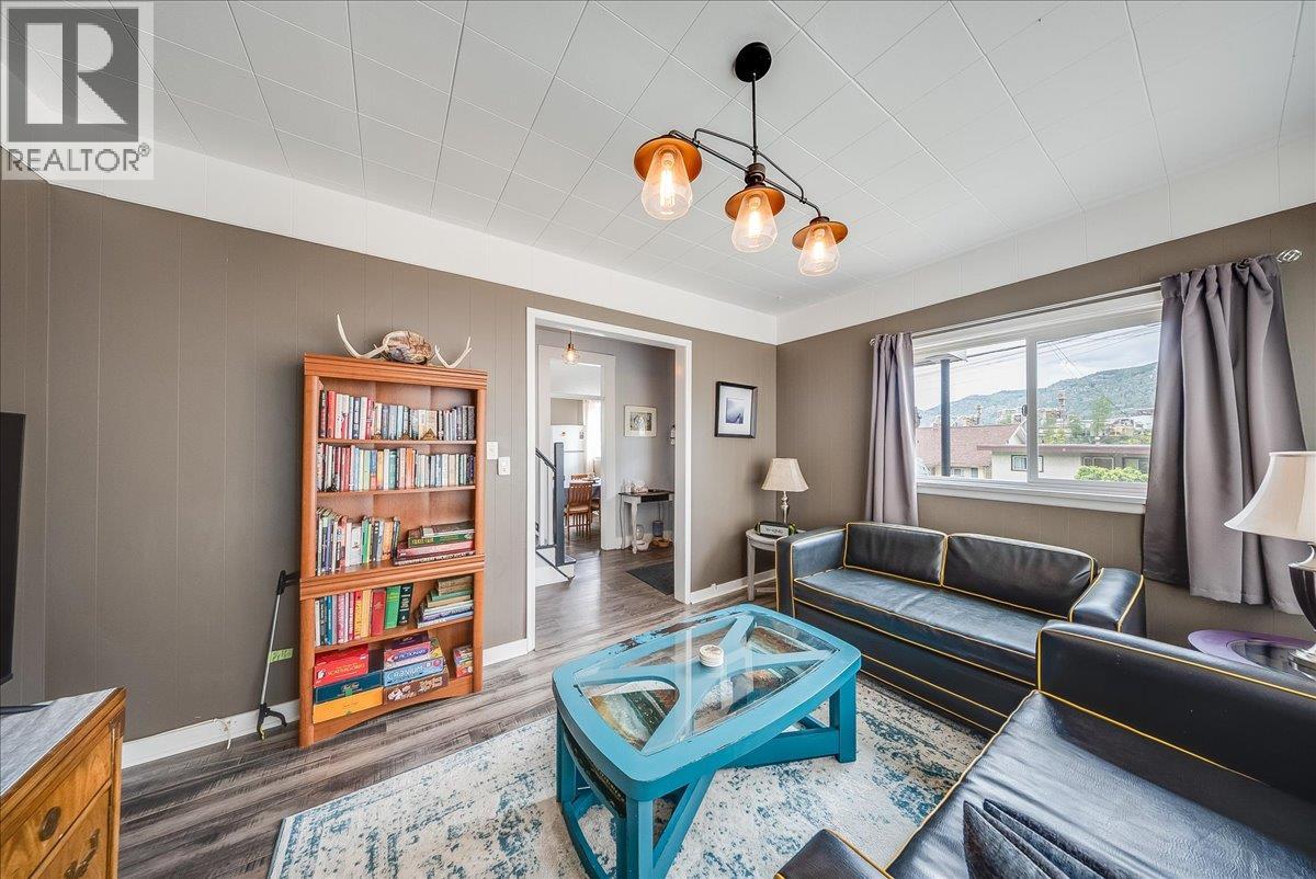 490 Austad Lane, Trail, British Columbia  V1R 3K6 - Photo 47 - 10387521
