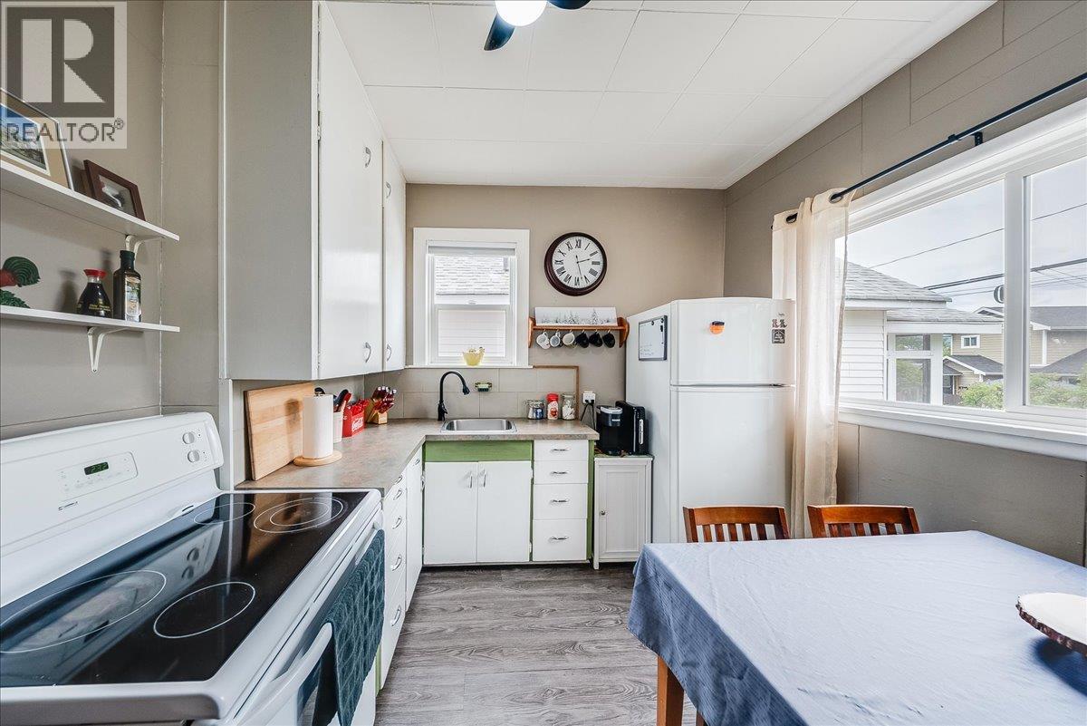490 Austad Lane, Trail, British Columbia  V1R 3K6 - Photo 48 - 10387521