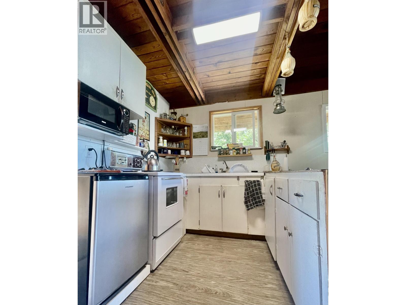 2621-2625 1st Avenue, Terrace, British Columbia V8G 0G2 - Photo 6 - R3124928