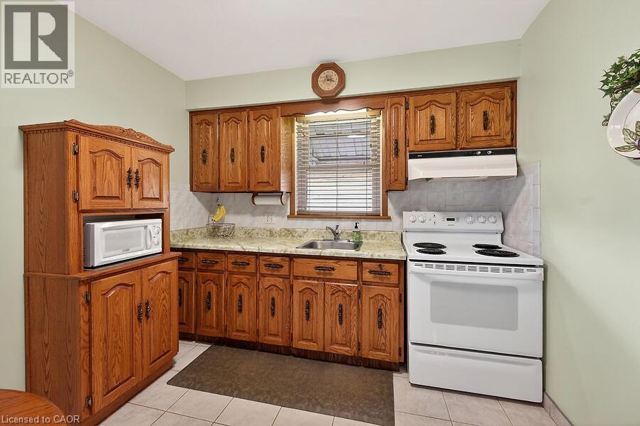 954 Queensdale Avenue E, Hamilton, Ontario  L8T 1H6 - Photo 21 - 40831287