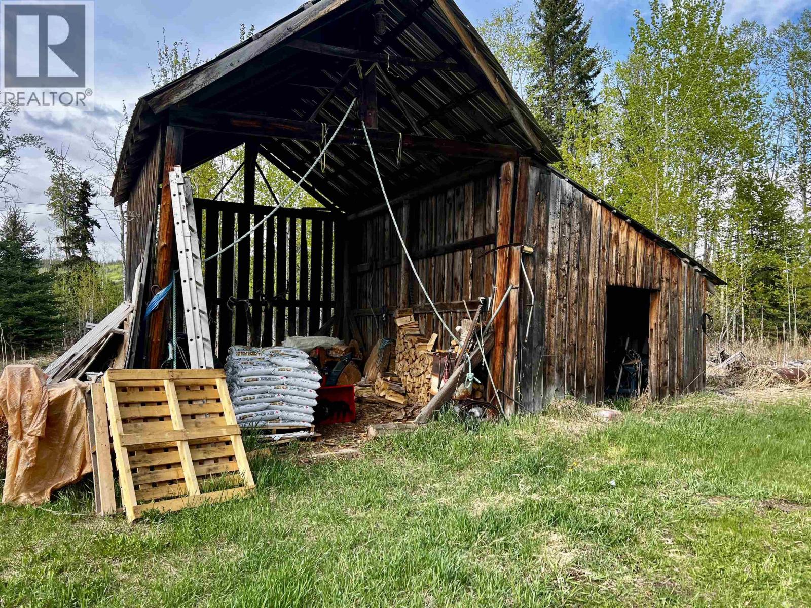 19982 W 16 Highway, Endako, British Columbia  V0J 1L0 - Photo 30 - R3124648