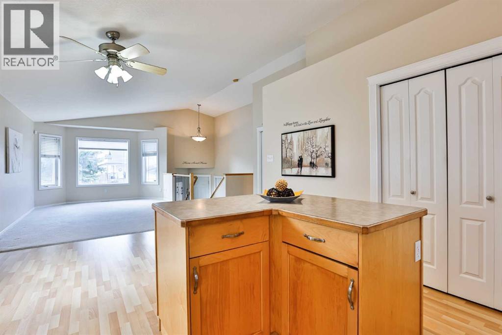 404 Lynx Crescent N, Lethbridge, Alberta  T1H 6X6 - Photo 18 - A2309111