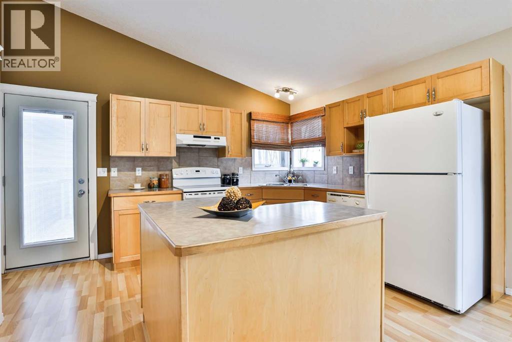 404 Lynx Crescent N, Lethbridge, Alberta  T1H 6X6 - Photo 16 - A2309111