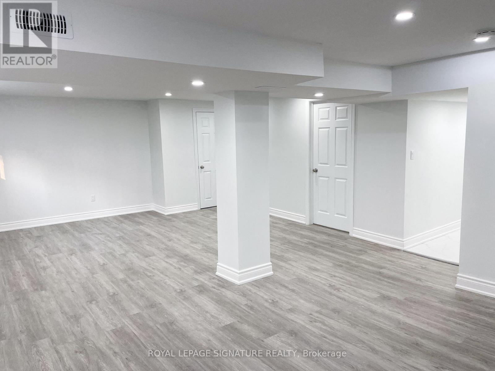 12 Beaverton Road N, Richmond Hill, Ontario  L4C 3J7 - Photo 12 - N13142522