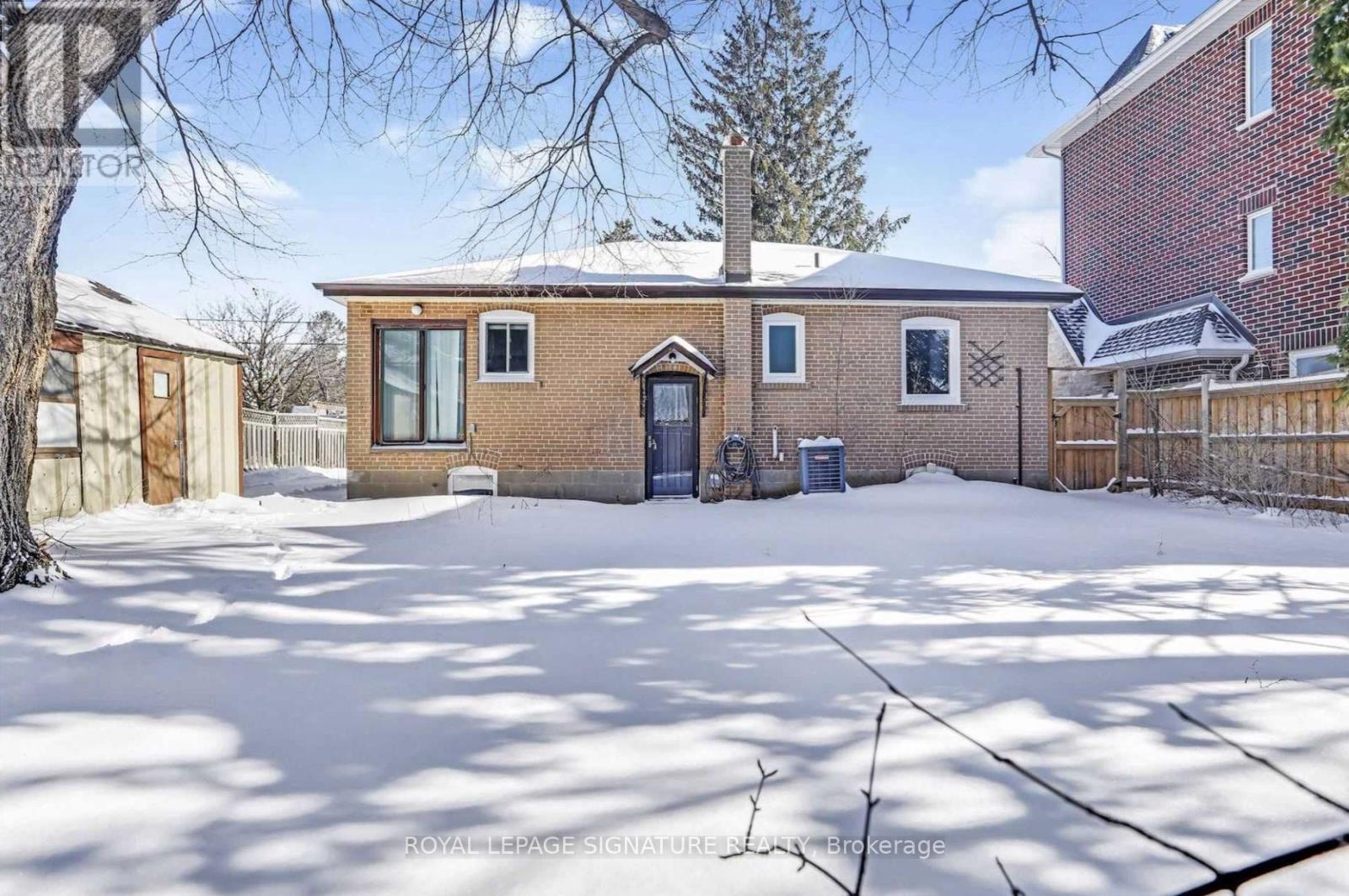12 Beaverton Road N, Richmond Hill, Ontario  L4C 3J7 - Photo 22 - N13142522