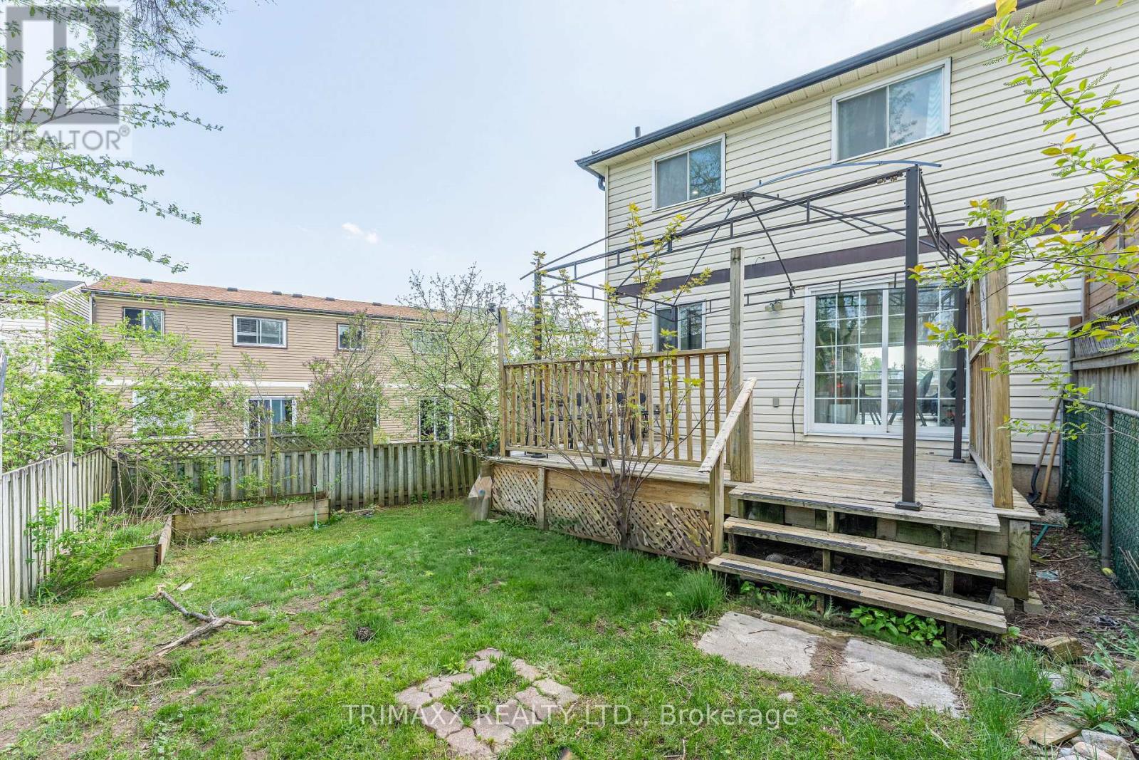 103 Robin Court, Barrie, Ontario  L4M 5L9 - Photo 40 - S13129008