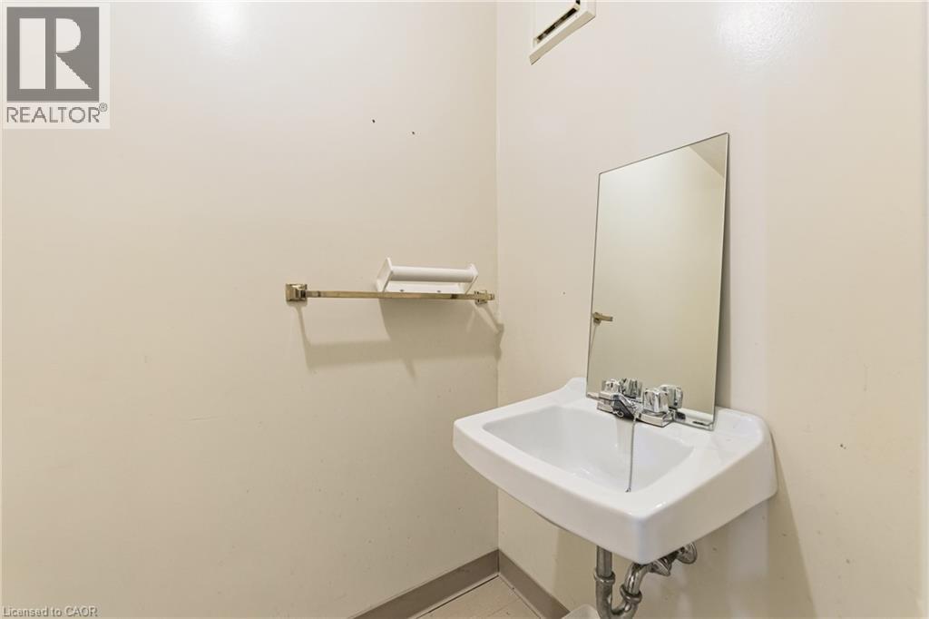 4136 Dundas Street W, Etobicoke, Ontario  M8X 1X3 - Photo 16 - 40831024