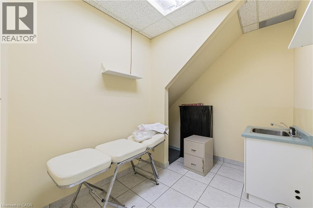 4136 Dundas Street W, Etobicoke, Ontario  M8X 1X3 - Photo 10 - 40831024
