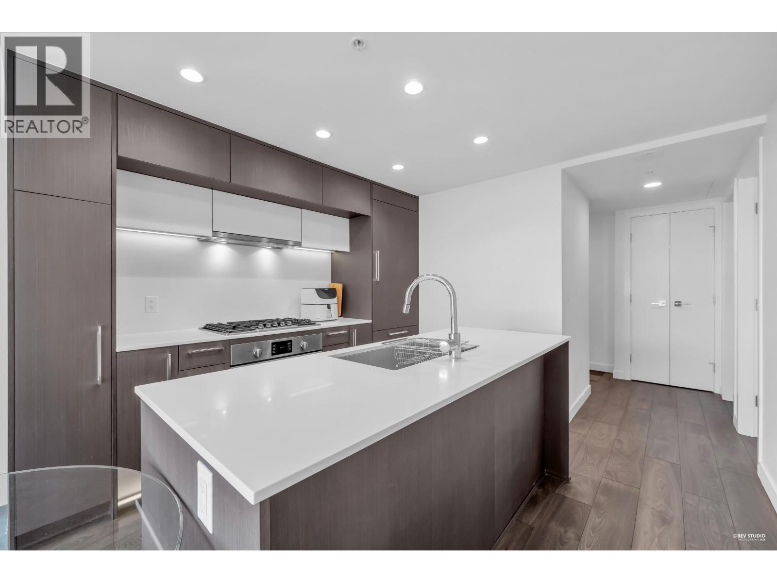 901 5580 No. 3 Road, Richmond, British Columbia  V6X 0R8 - Photo 4 - R3104797