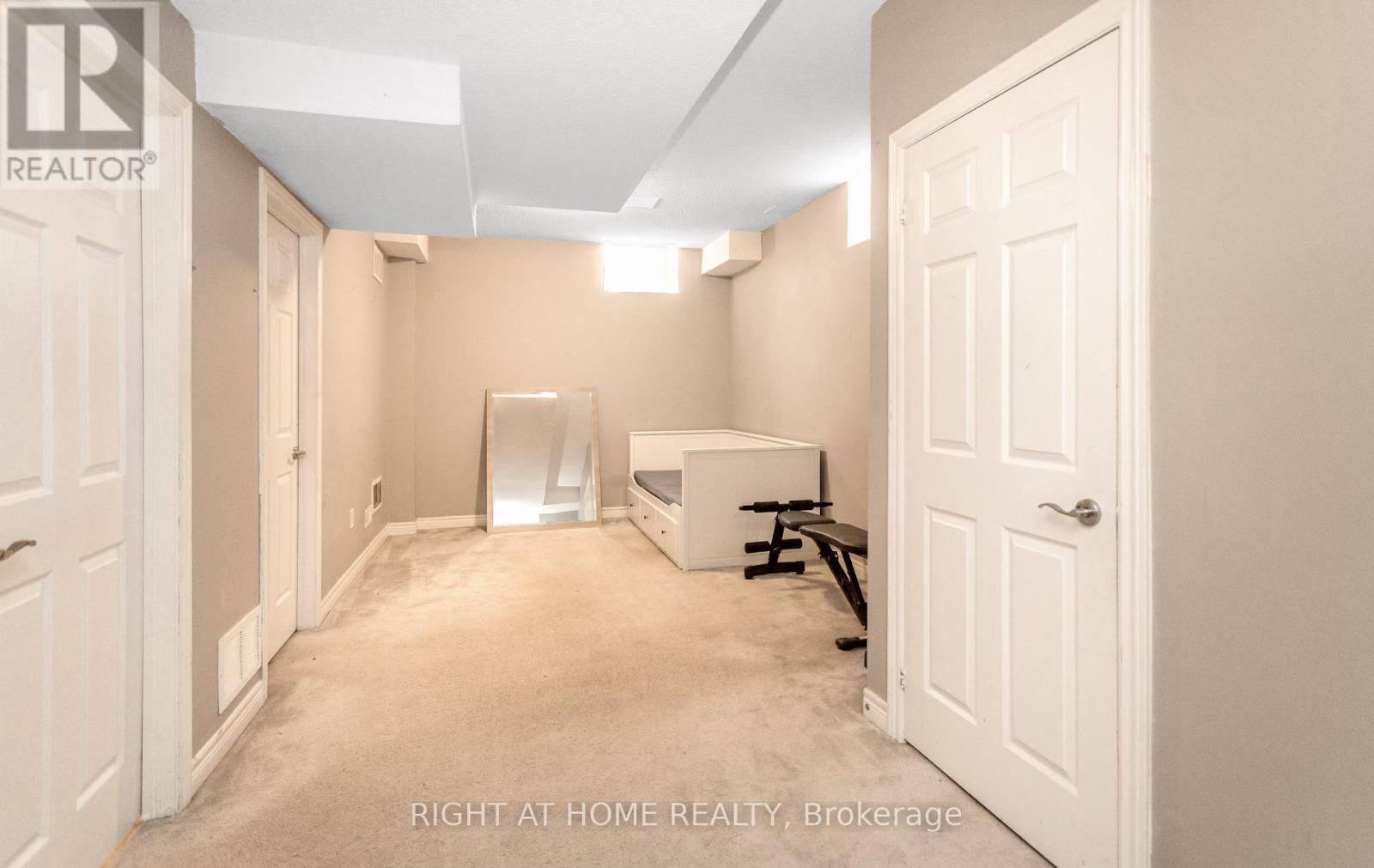 3852 Bloomington Crescent, Mississauga, Ontario  L5M 0A3 - Photo 43 - W13144632